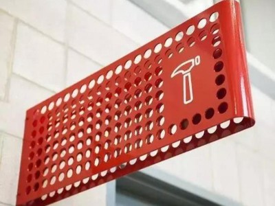 商場標識標牌分布和環(huán)境之間的關系